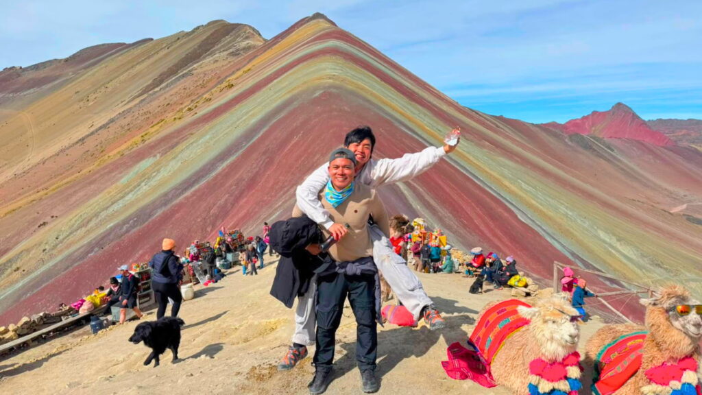 Montaña de 7 Colores – Valle Rojo